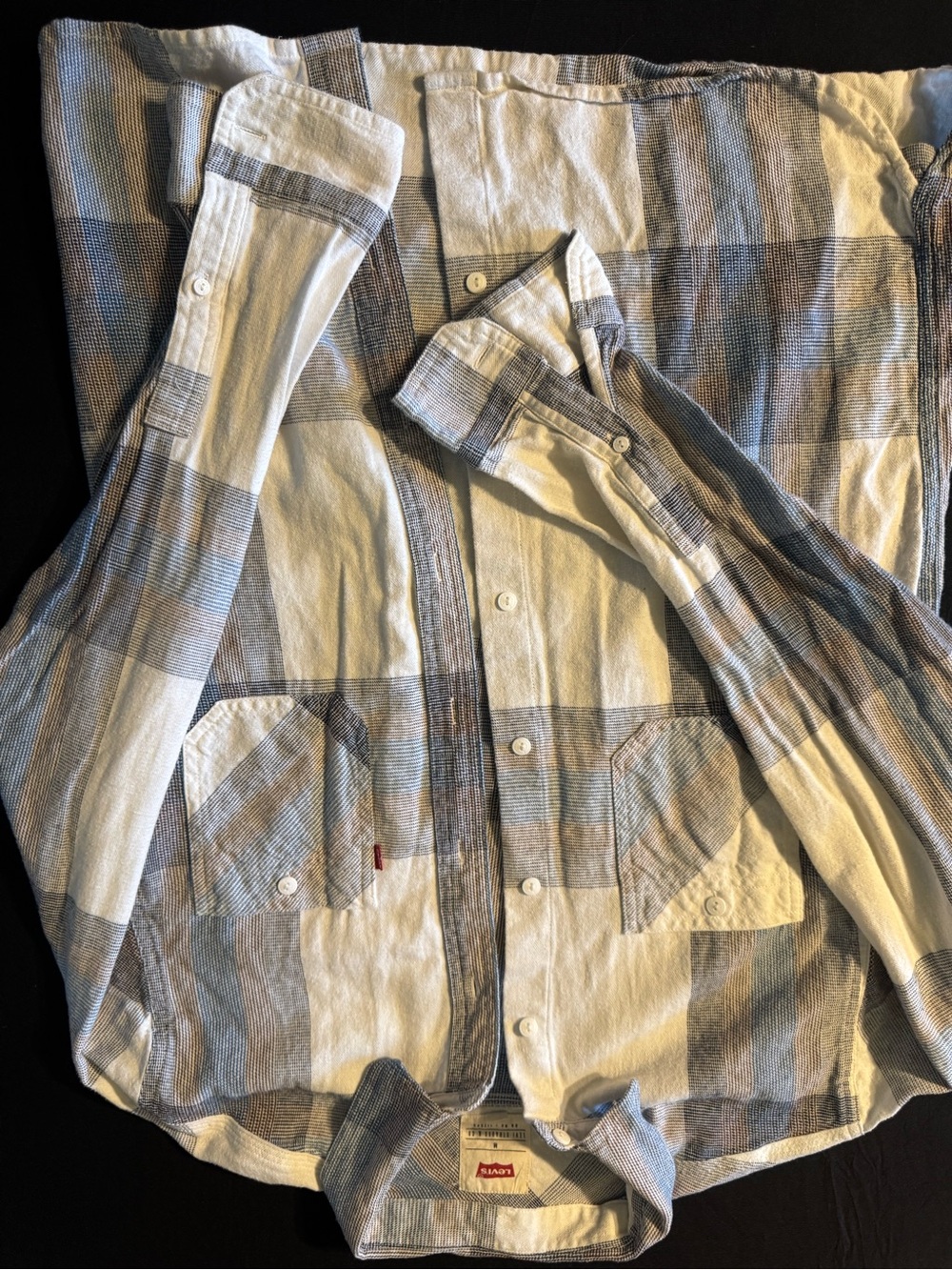 Levi's Men's White and Blue Plaid Button-Down Shirt